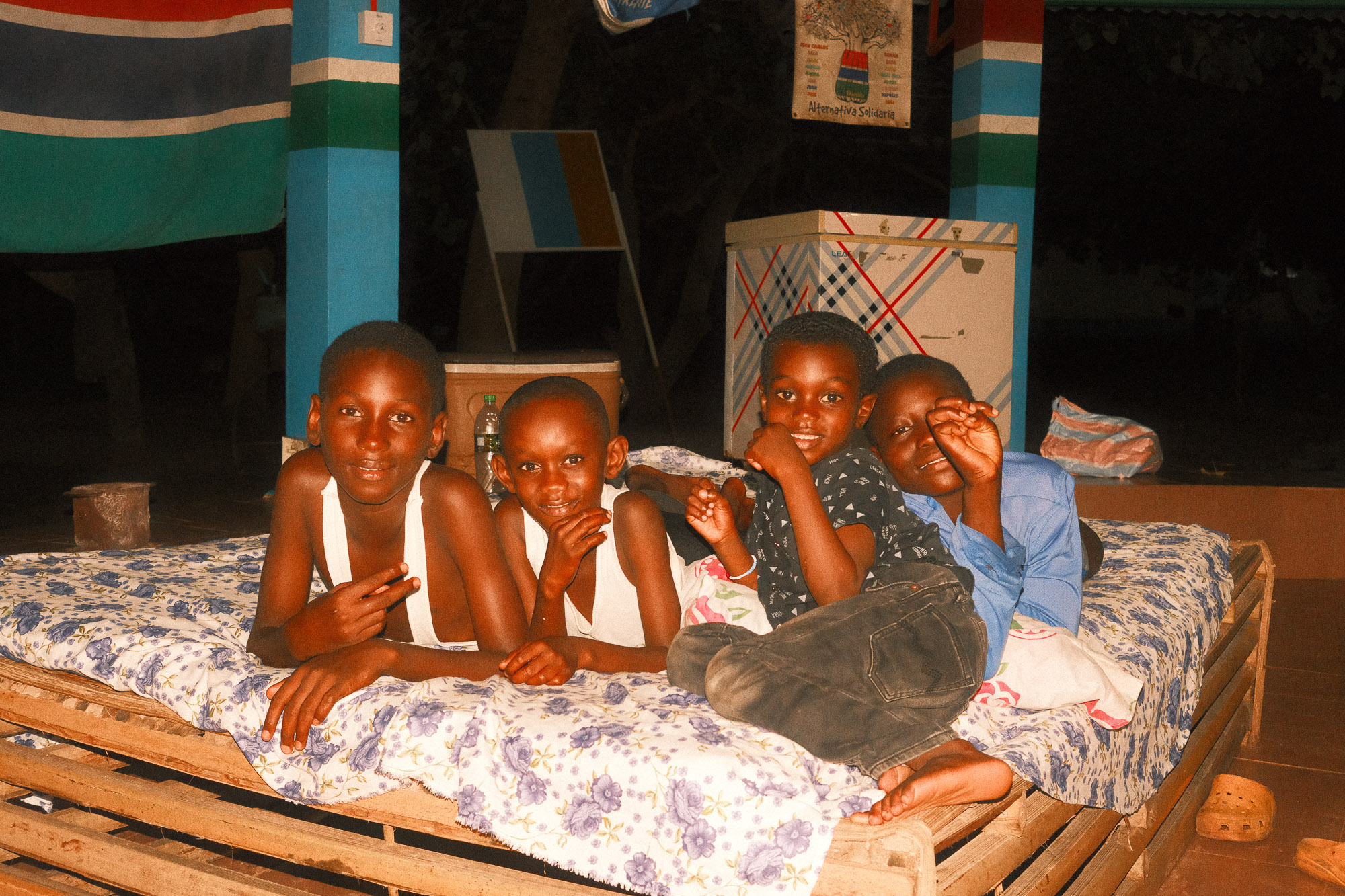Gambia 10
